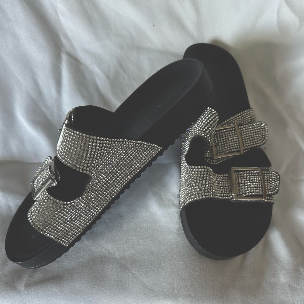 Madden Girl Slippers!!